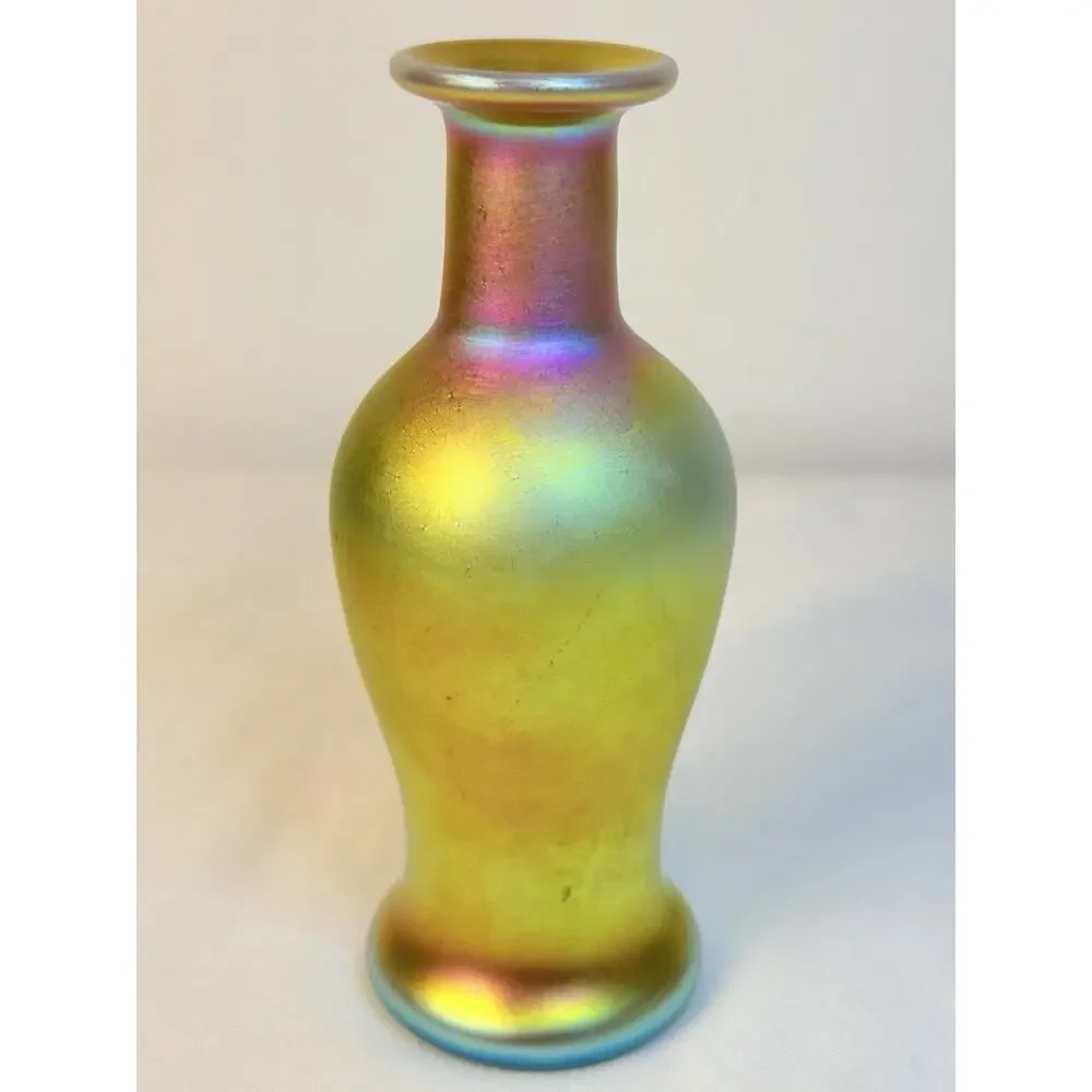 Signed Carl Randke Phoenix Studios Gold Iridescent Art Glass Bud Vase PP18GL